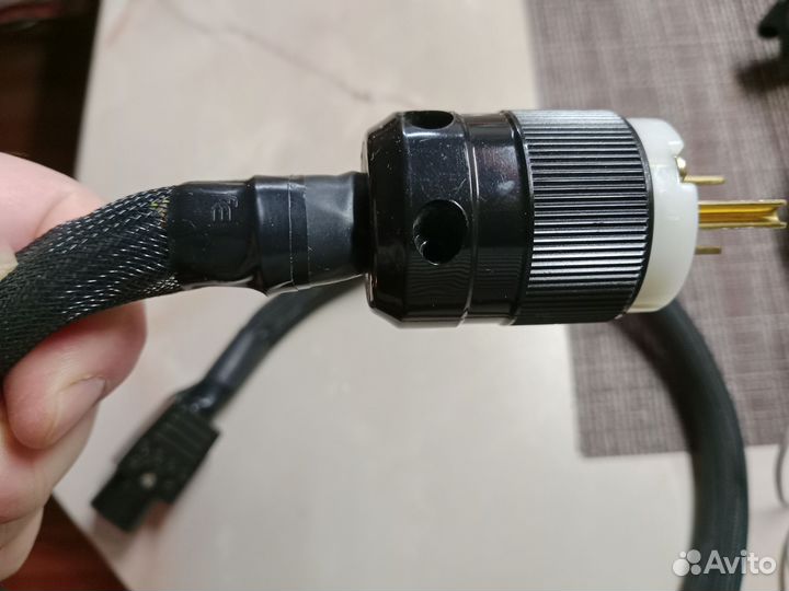 Кабель питания (сетевой) Hi-End