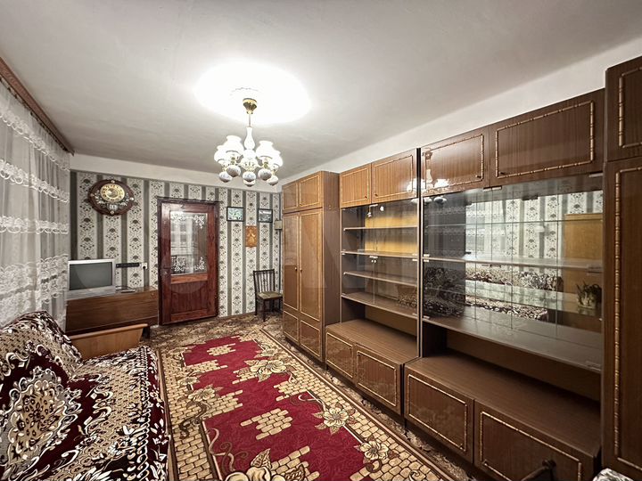 2-к. квартира, 51 м², 8/12 эт.