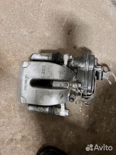 Комплект тормозных дисков и суппортов