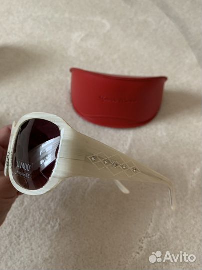 Солнцезащитные очки