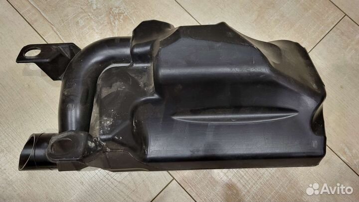 Резонатор воздушного фильтра Mazda 6 GJ