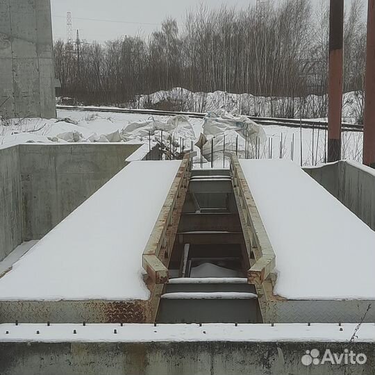 Механический боковой автомобилеразгрузчик рмб