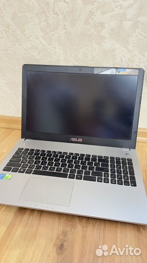 Ноутбук asus