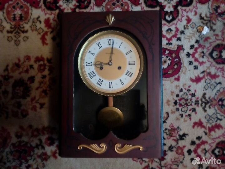 Часы настенные механические с боем