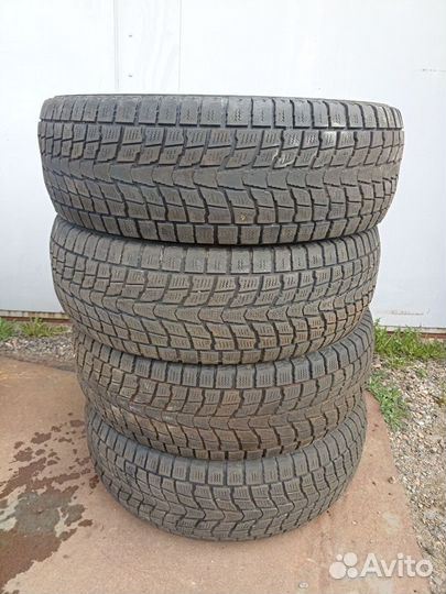 Dunlop Grandtrek SJ6 235/65 R17