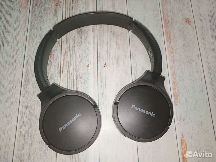 Беспроводные наушники Panasonic