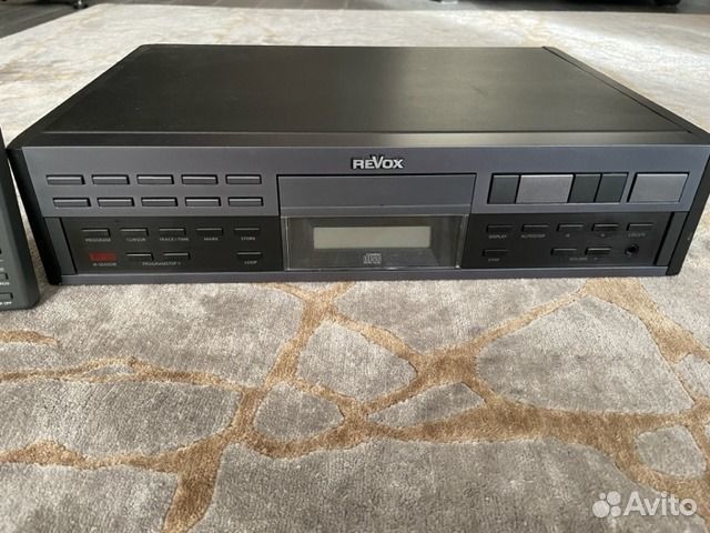 CD проигрыватель revox
