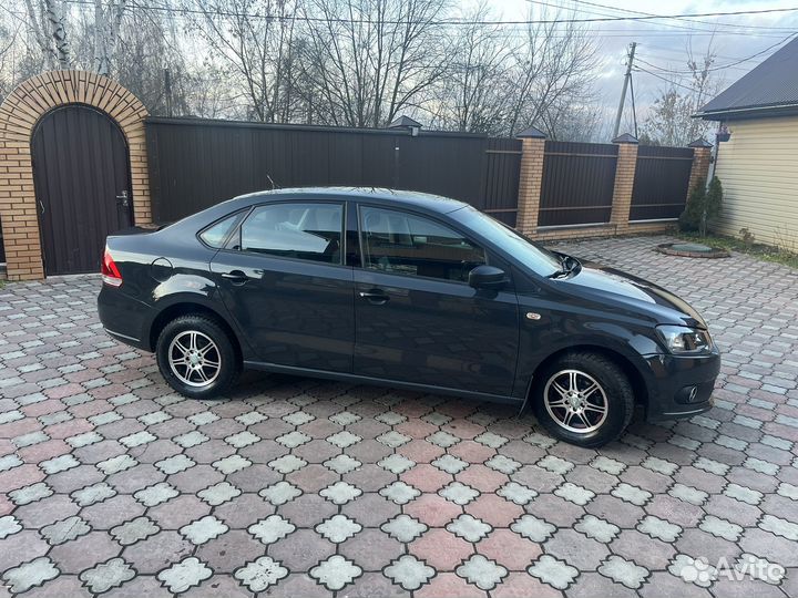 Volkswagen Polo 1.6 МТ, 2010, 106 000 км