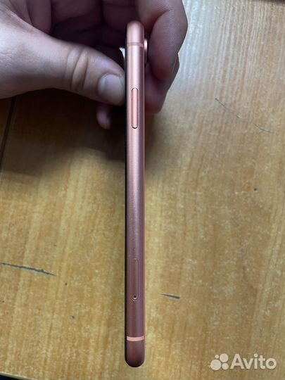 iPhone Xr, 64 ГБ