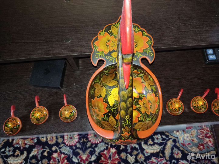 Лебедь расписной (хохлома)