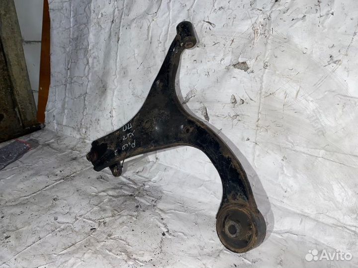 Рычаг передний правый Kia Rio 2 2010