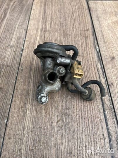 Клапан EGR Mercedes-Benz W210 3.2