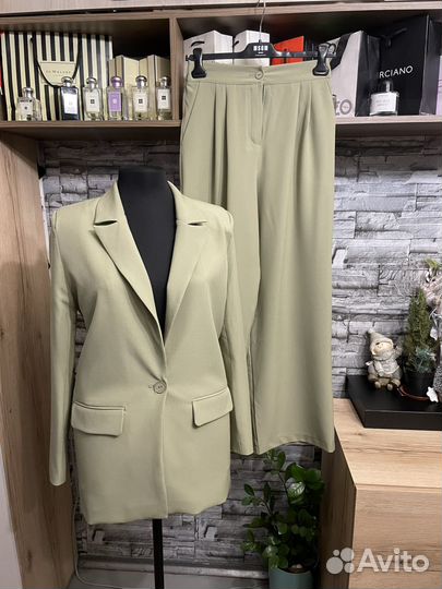 Костюм брючный Shumi