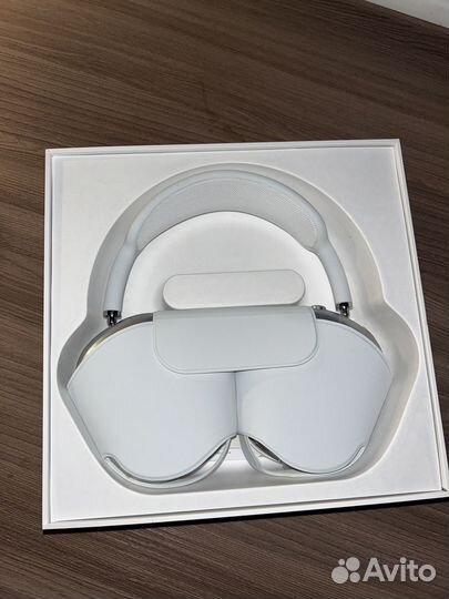 Apple airpods max