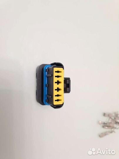 Разъём фары,дроселя Renault/бензанососа Ford,Fiat