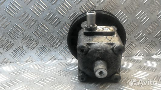 Насос гу дизельный volvo XC90 1 (11V01BT01)