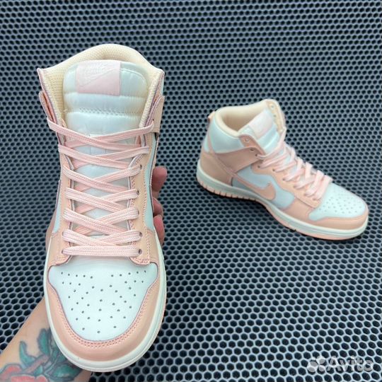 Кроссовки Nike Dunk High Crimson Tint