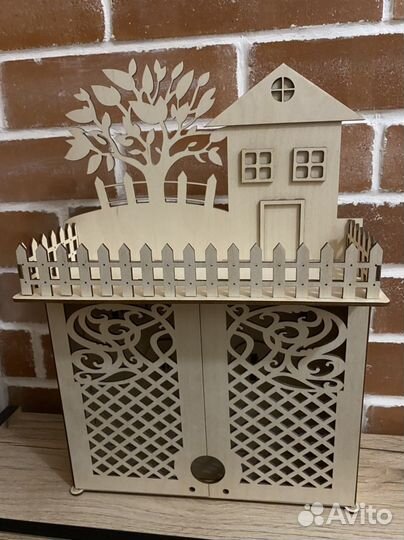 Ключница настенная из дерева