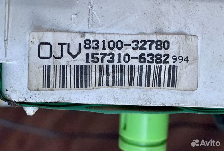 Приборная панель Toyota Vista