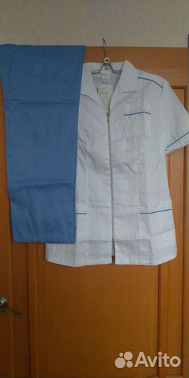 Медицинские халаты и костюмы новые, р.44-50