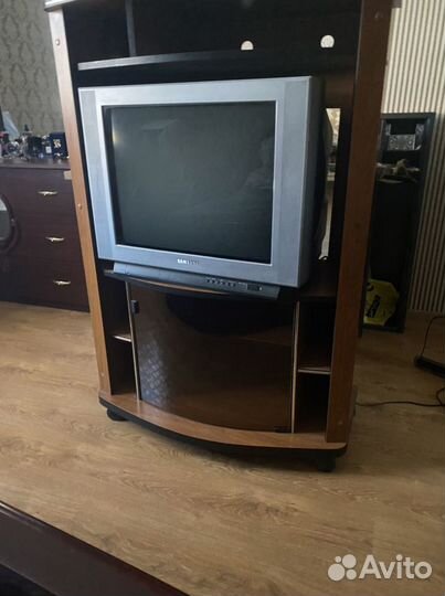 Телевизор samsung