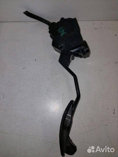 Педаль газа Toyota Prius 3 ZVW30 (2009 - 2011)