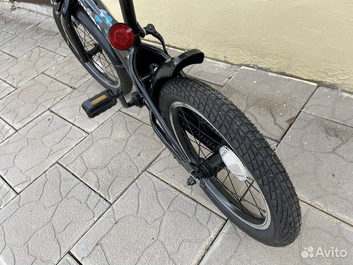Детский велосипед 16