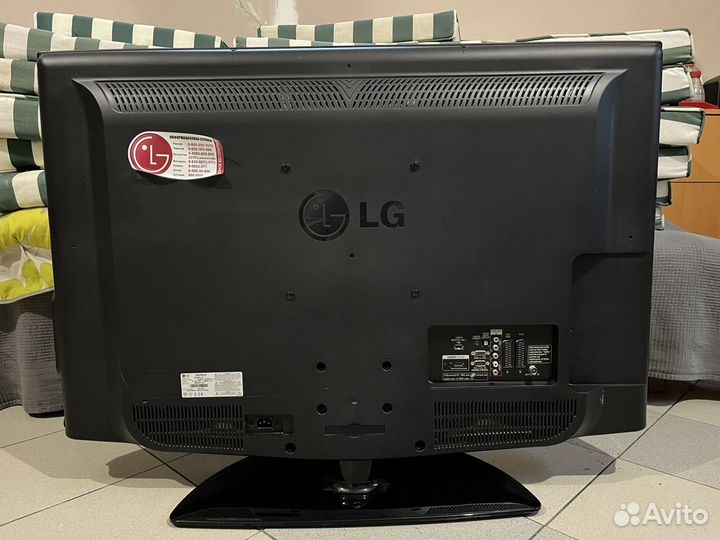 Телевизор LG 42 дюйма на запчасти