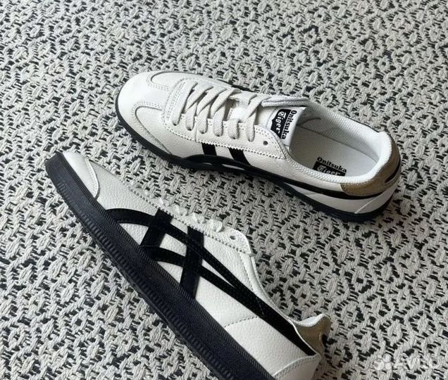 Кроссовки Asics Onitsuka Tiger Tokuten