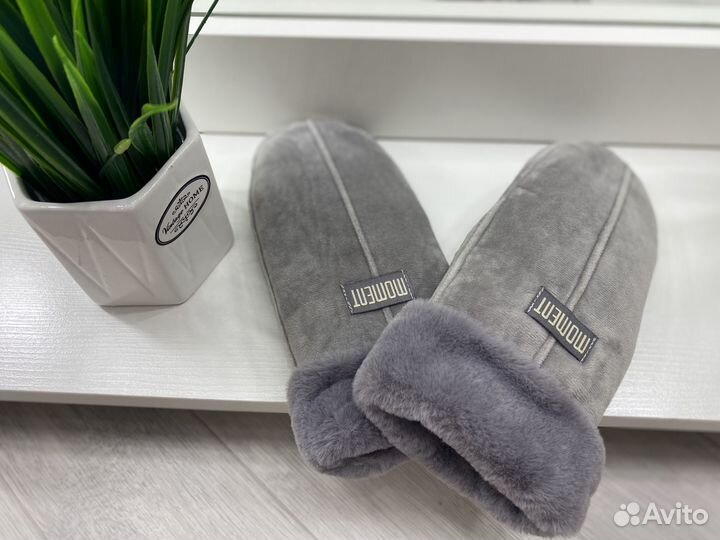 Варежки зимние женские