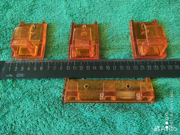 Ключница новая на 7 ключей, крючки пластик СССР