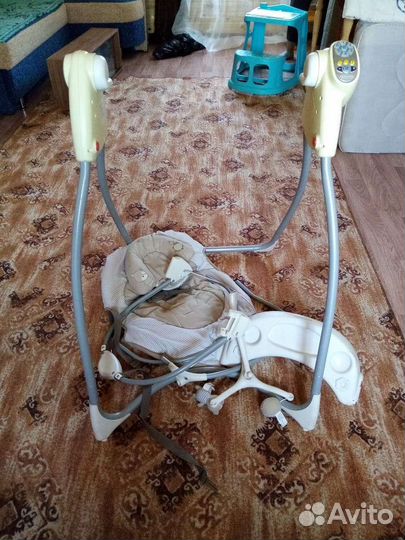 Детские электронные качели graco