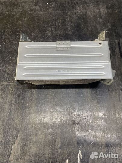 Подушка безопасности Audi A4 b5 8D0880201