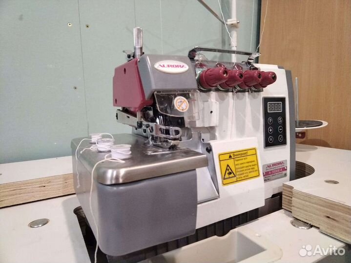 Промышленный оверлок Аврора 4-х ниточный