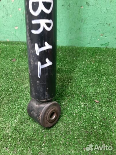 Стойка амортизатора задняя Honda Jazz 2004