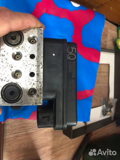 Блок ABS Toyota Hilex Surf 215