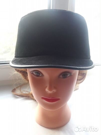 Кепка натуральная замша