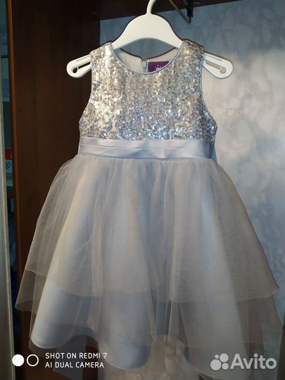 Нарядное платье для девочки