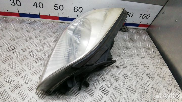 Фара правая Kia Sportage 2 2006