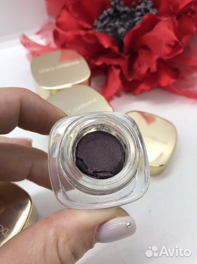 Тени для век dolce новые дефект