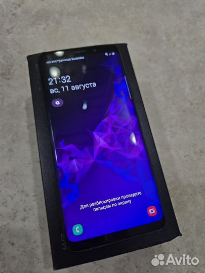Samsung Galaxy S9, 4/64 ГБ