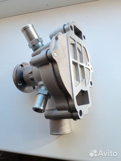 Водяная помпа UMZ 4216 новая