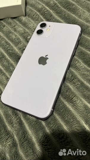 iPhone 11, 64 ГБ