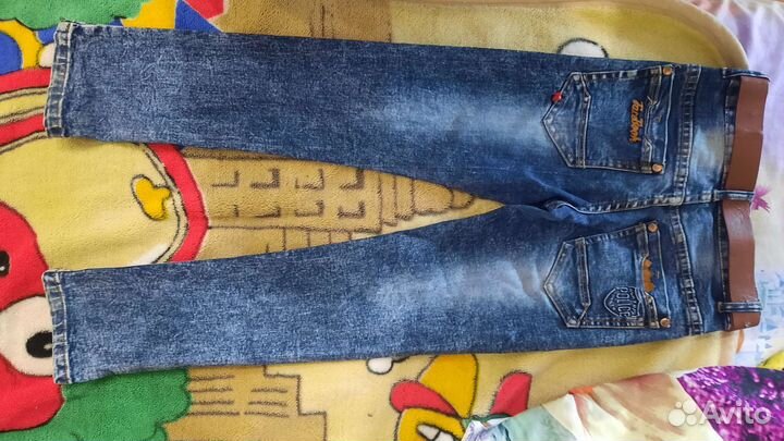 Джинсы