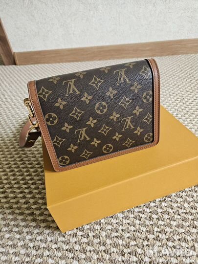 Сумка louis vuitton dauphine mini