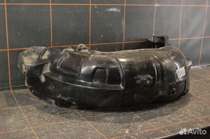 Локер (подкрылок) задний левый - Hyundai H-1