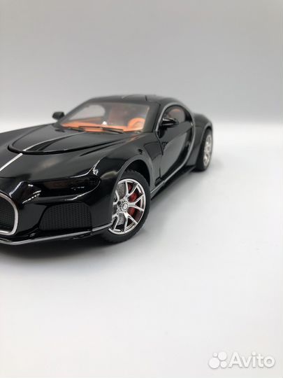 Модель автомобиля Bugatti Atlantic 1:24 металл