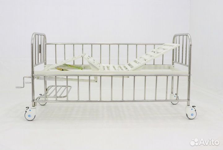 Детская медицинская кровать