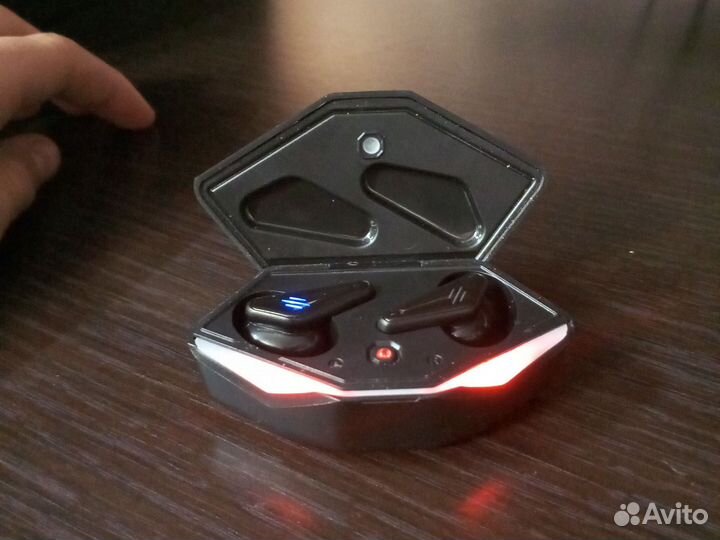 Беспроводные наушники