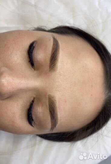 Перманентный макияж бровей губ и век татуаж